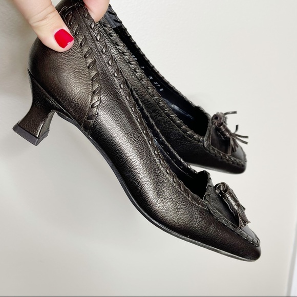 Stuart Weitzman Bronze Tassel Loafer Kitten Heel - Picture 14 of 15